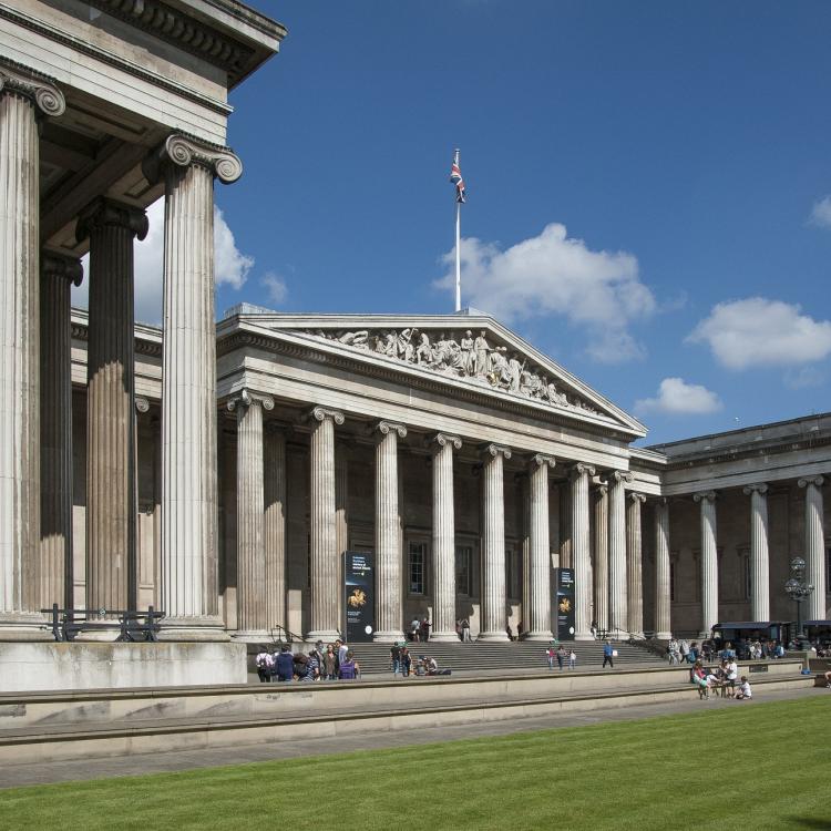 british museum entrance